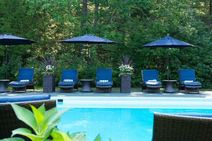 Pool 15 of 39
