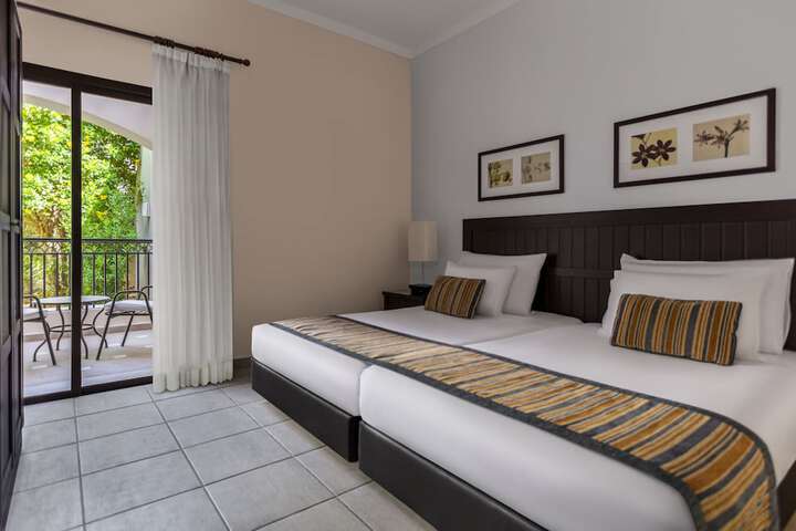 Room 15 of 65