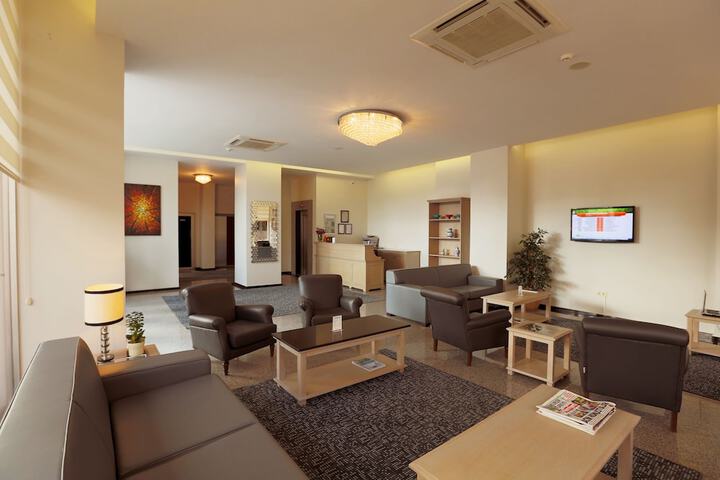 Hotel Interior 4 of 36