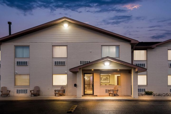 Hotel 64 of 66