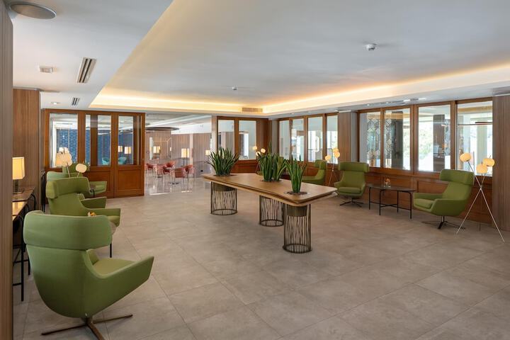 Hotel Lobby