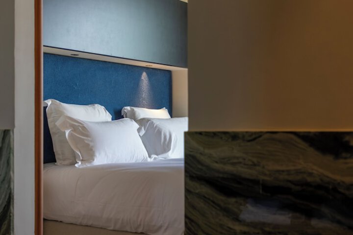 Room 18 of 67