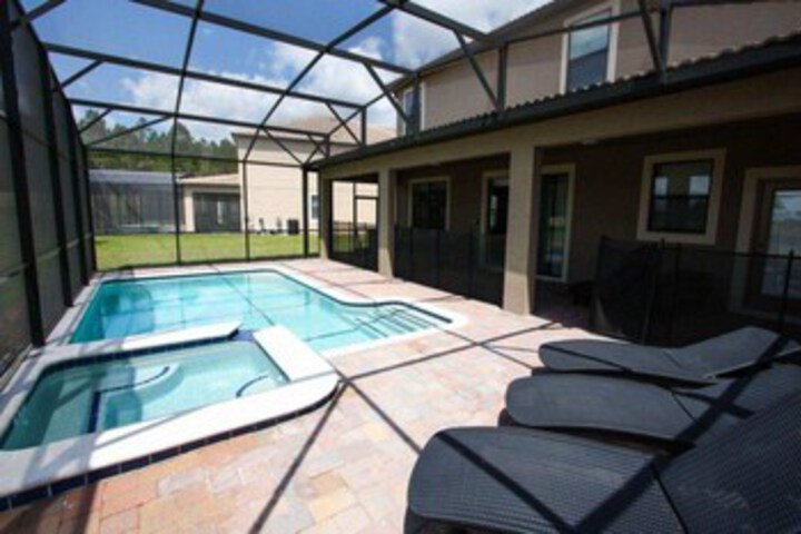 Pool 9 of 24