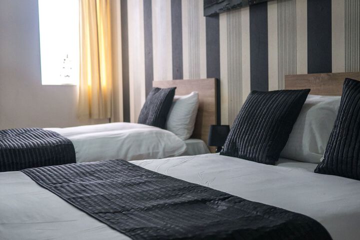 Room 14 of 26