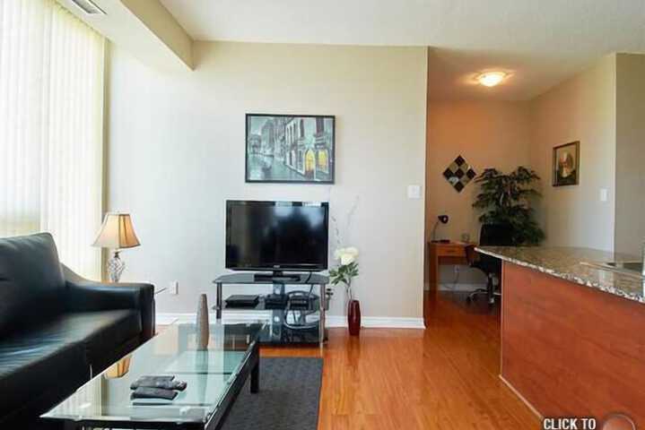 Room 16 of 28
