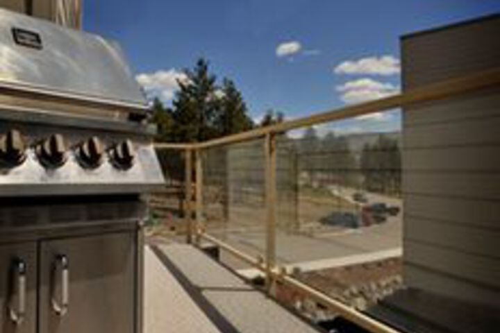 Terrace/Patio 14 of 15