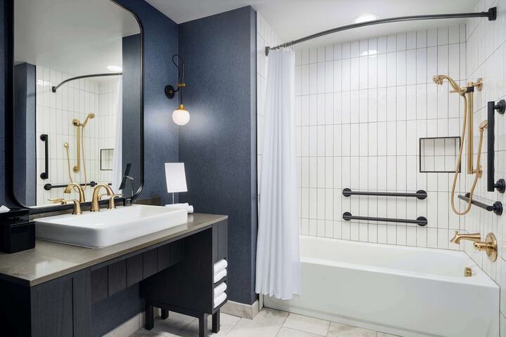 Bathroom shower