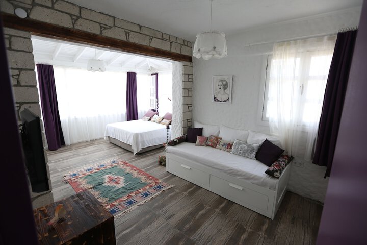 Room 6 of 41