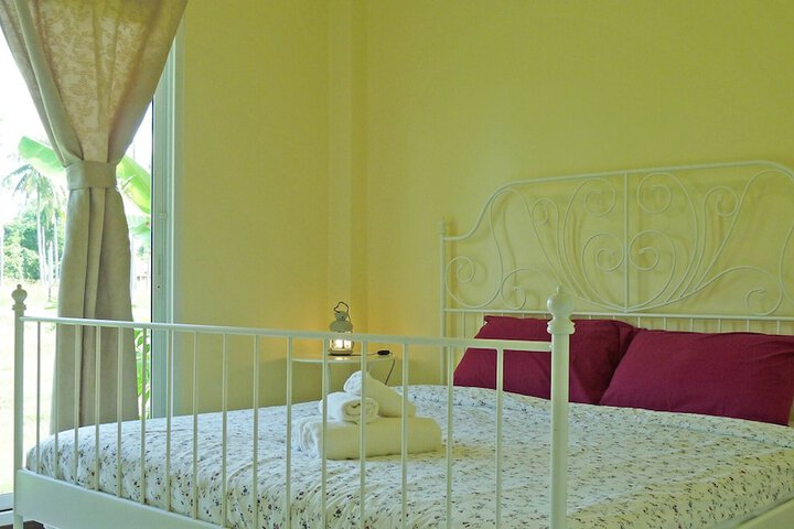 Room 2 of 24
