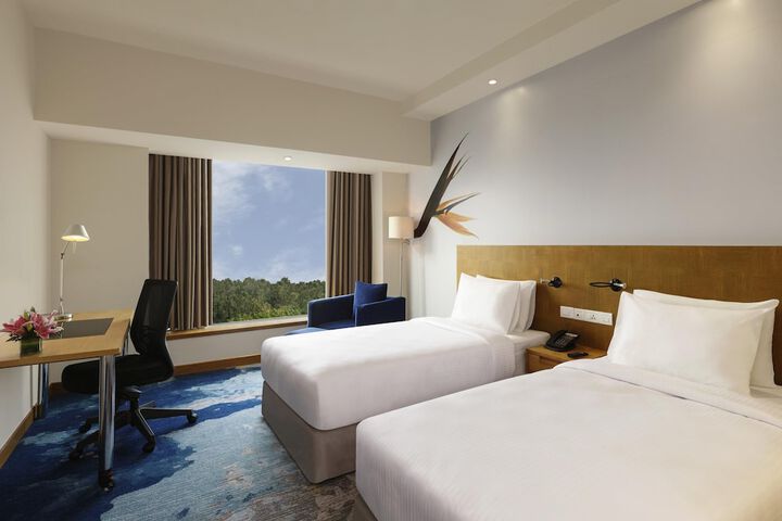 Room 21 of 126