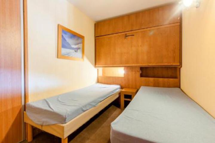 General 81 of 98