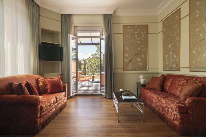 Room amenity