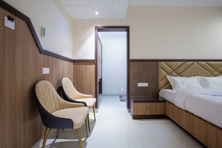Room 18 of 50