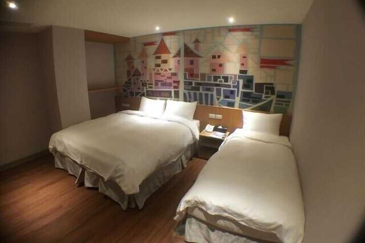 Room 26 of 50