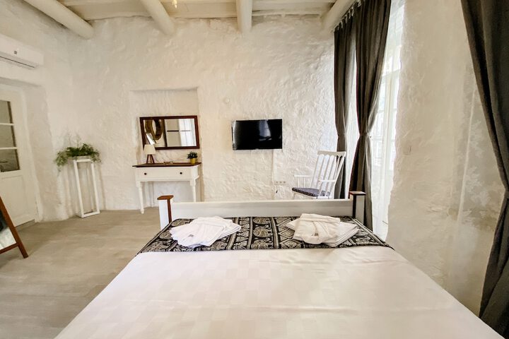 Room 26 of 79
