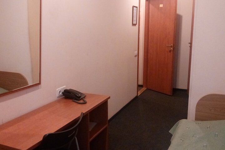 Room 7 of 64