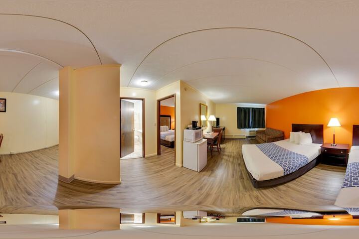 1 King Bed (7 of 16)