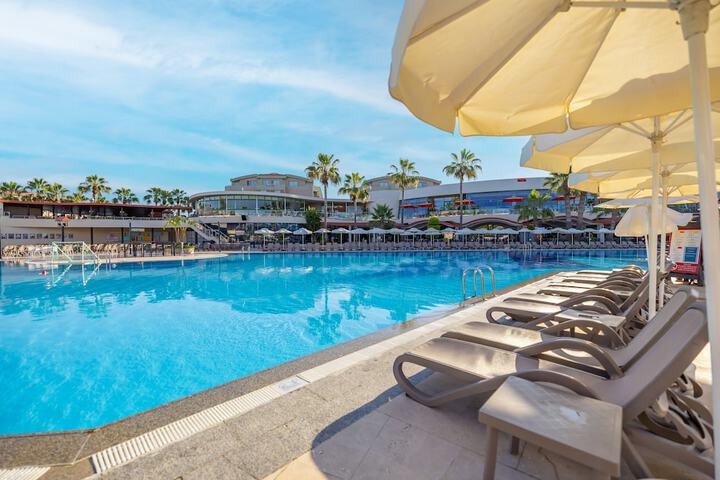 Pool 54 of 259