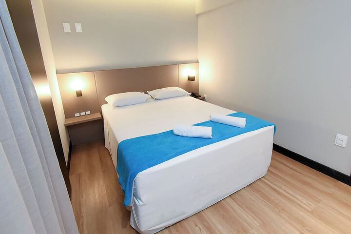Room 12 of 96