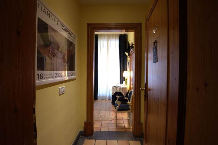 Room 36 of 76