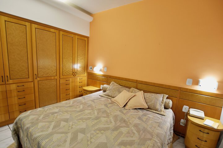 Room 17 of 52