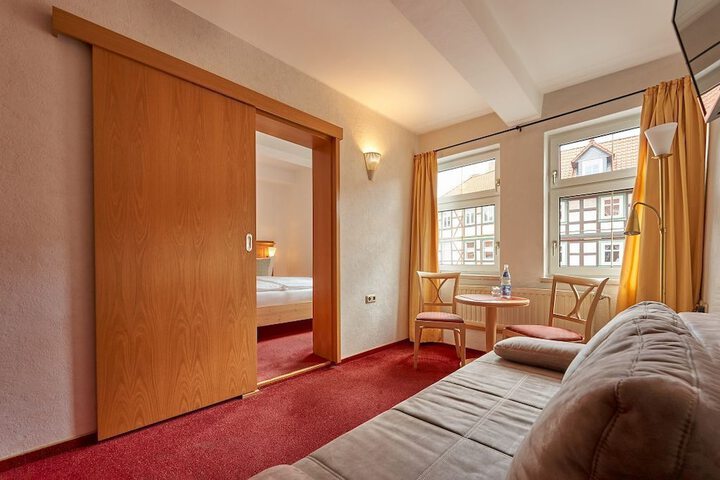 Room 12 of 39