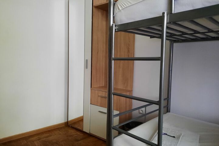 Room 74 of 159