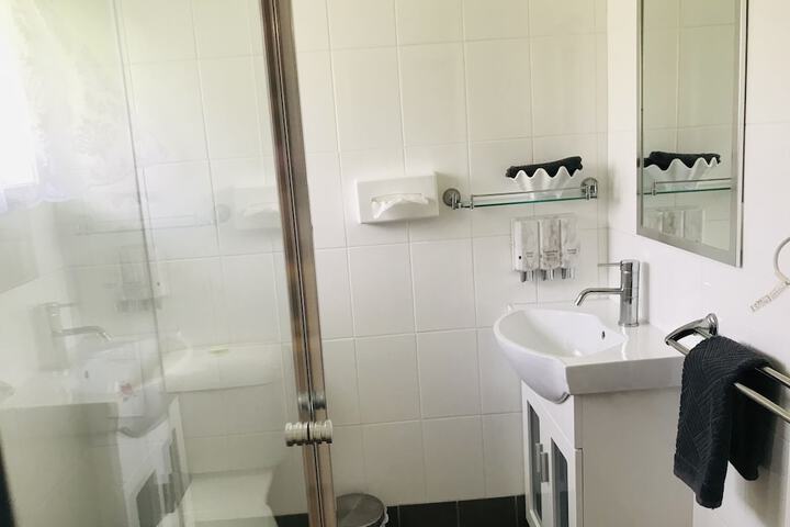 Room 123 of 152
