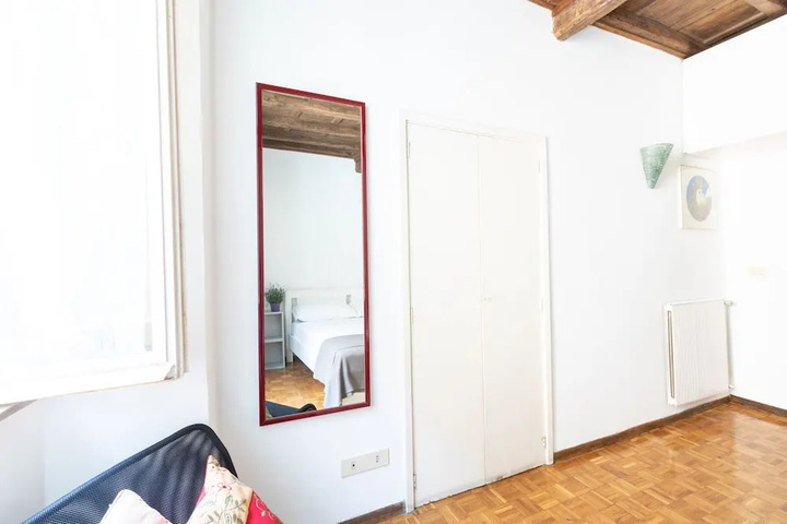 Room 2 of 15