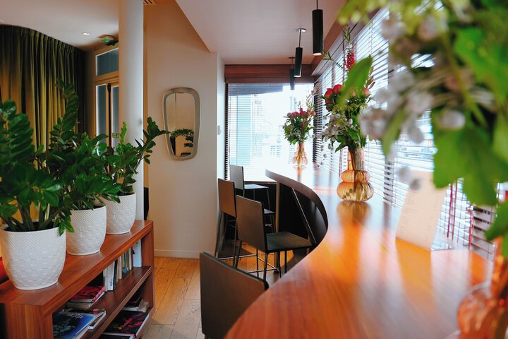 Guest Lobby