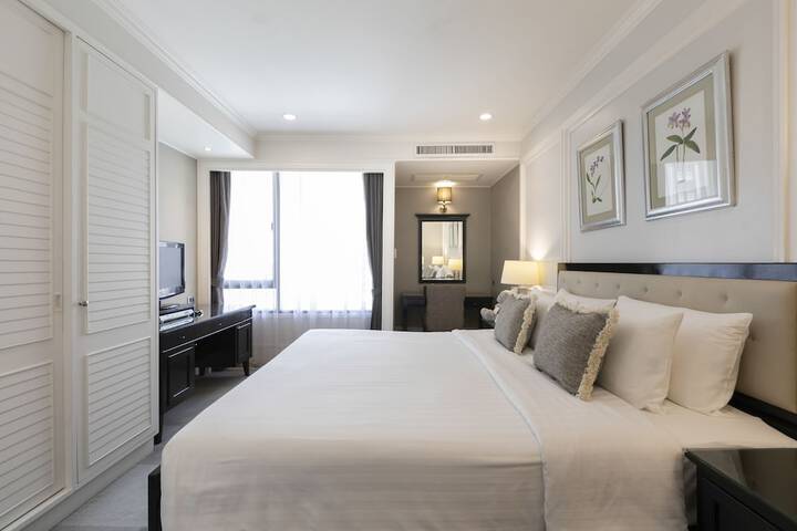 Room 12 of 65