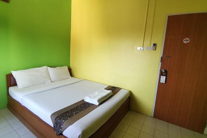 Room 15 of 30