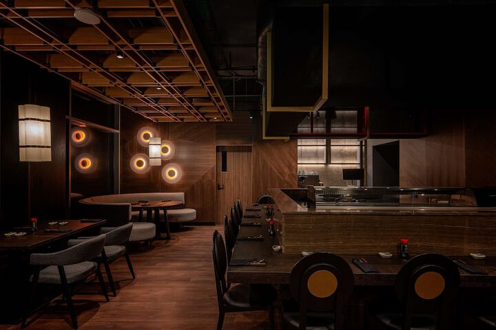 Dining 84 of 166