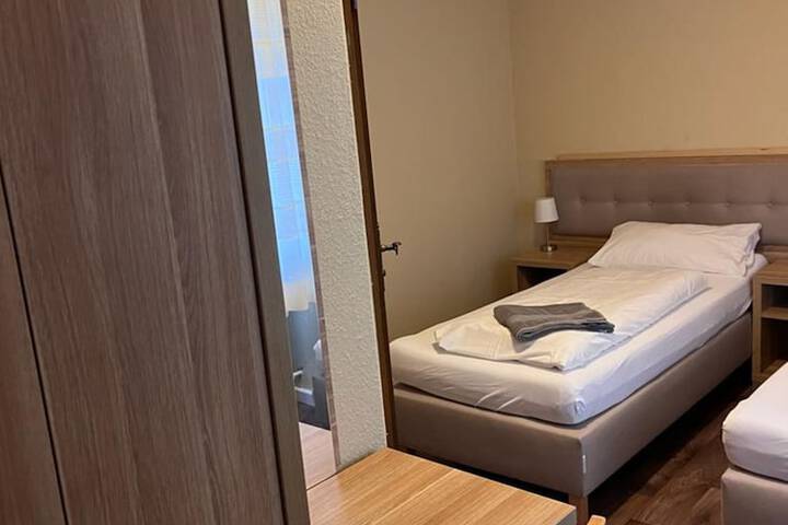 Room 14 of 51