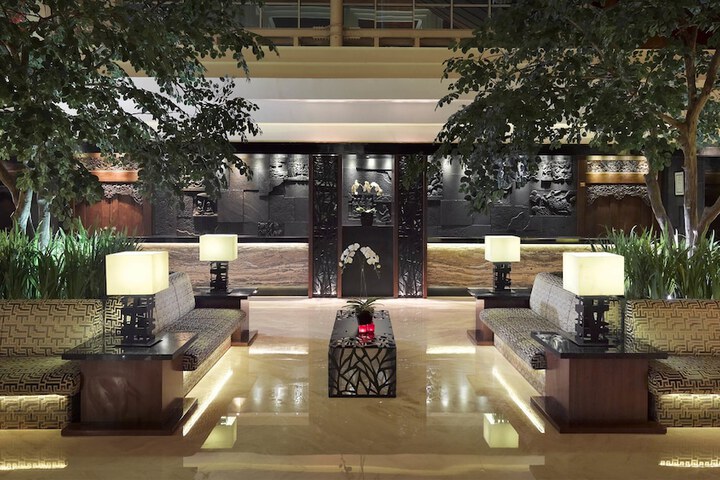 Lobby Entry