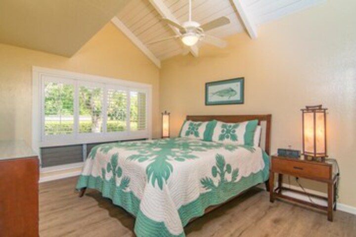 Room 4 of 120
