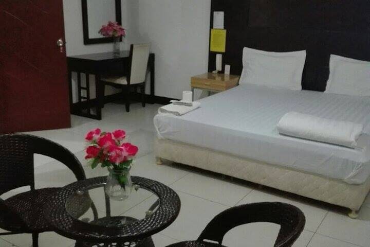 Room 9 of 39