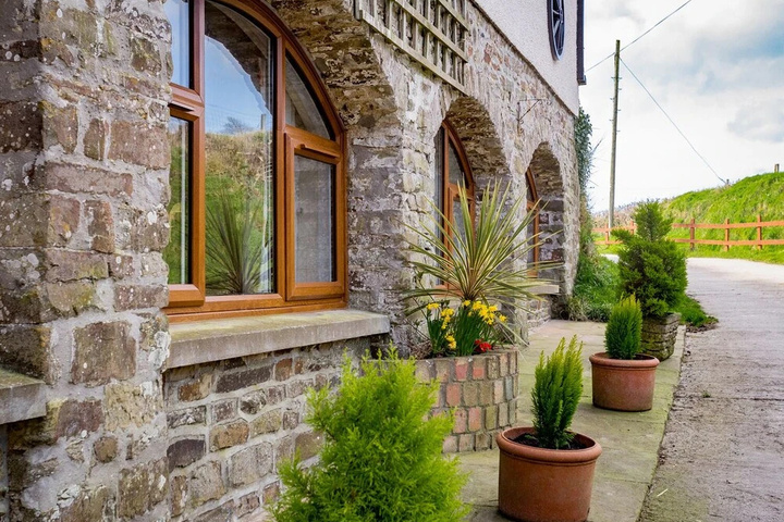 Drewstone Arches