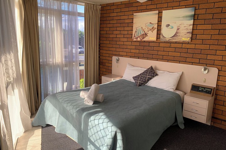 Room 7 of 75