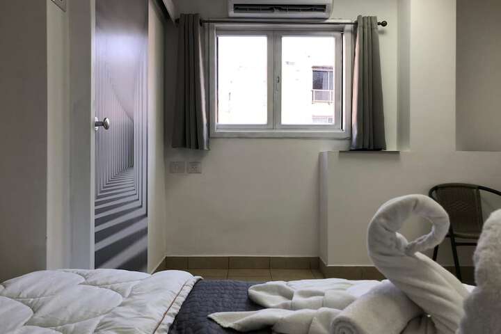 Room 58 of 140