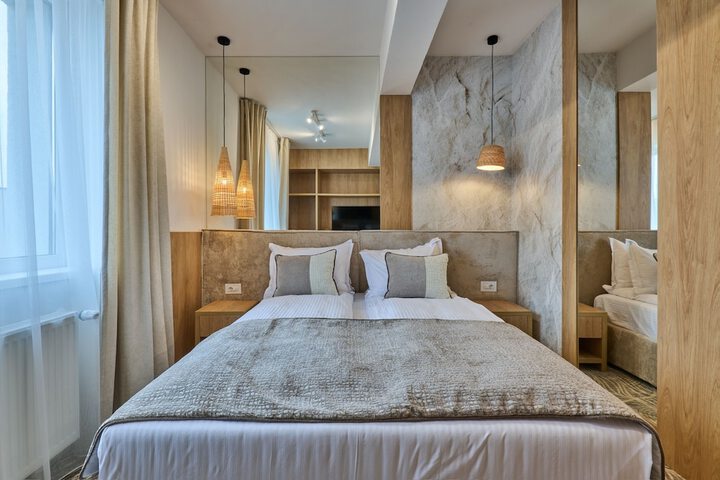 Room 22 of 60