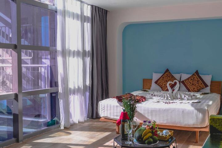 Room 42 of 58