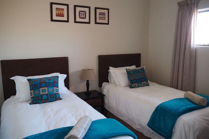 Room 12 of 79