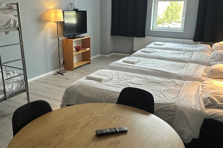 Room 34 of 50