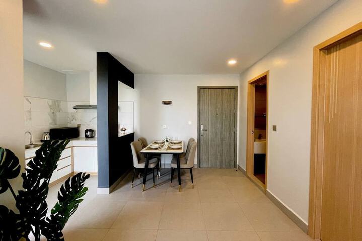 Room 30 of 63