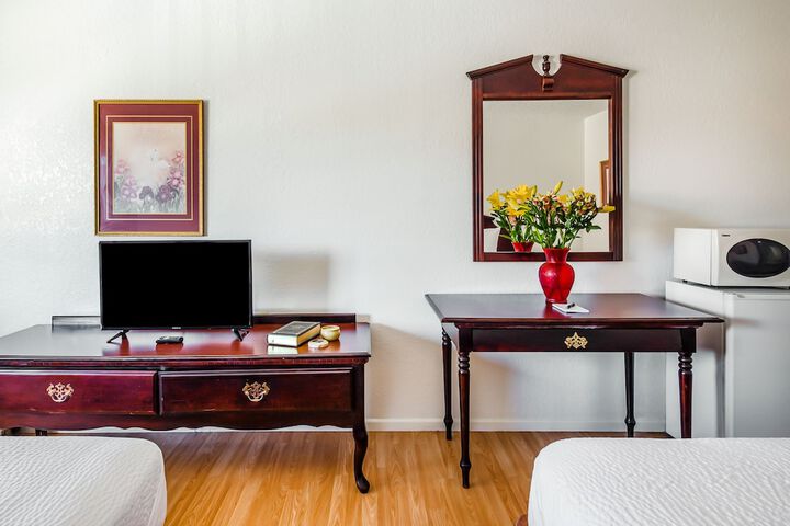 Room 15 of 23