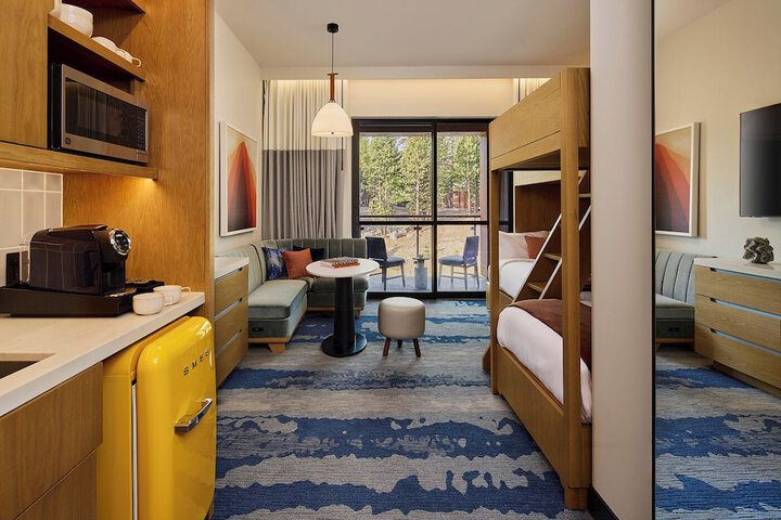 Room 28 of 54