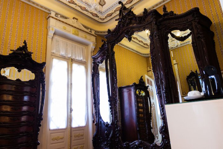 Room 10 of 52