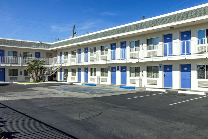 Hotel 21 of 27