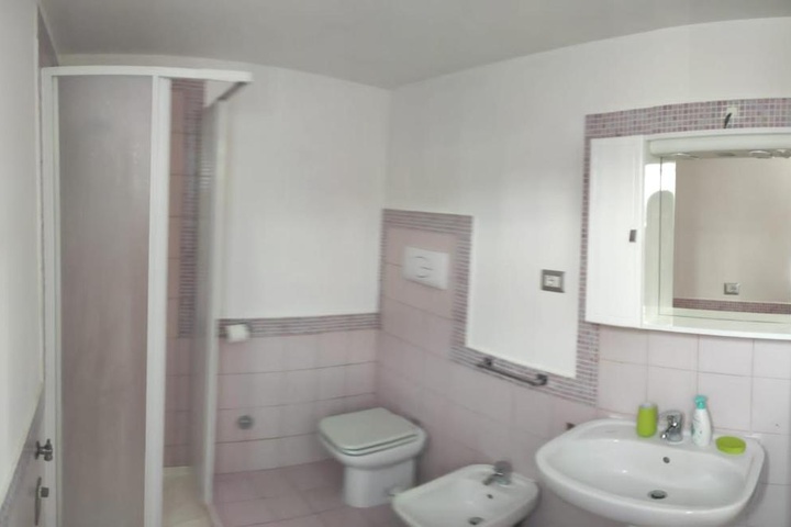 Room 8 of 21